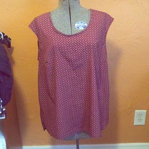 Capped sleeved patterned shirt